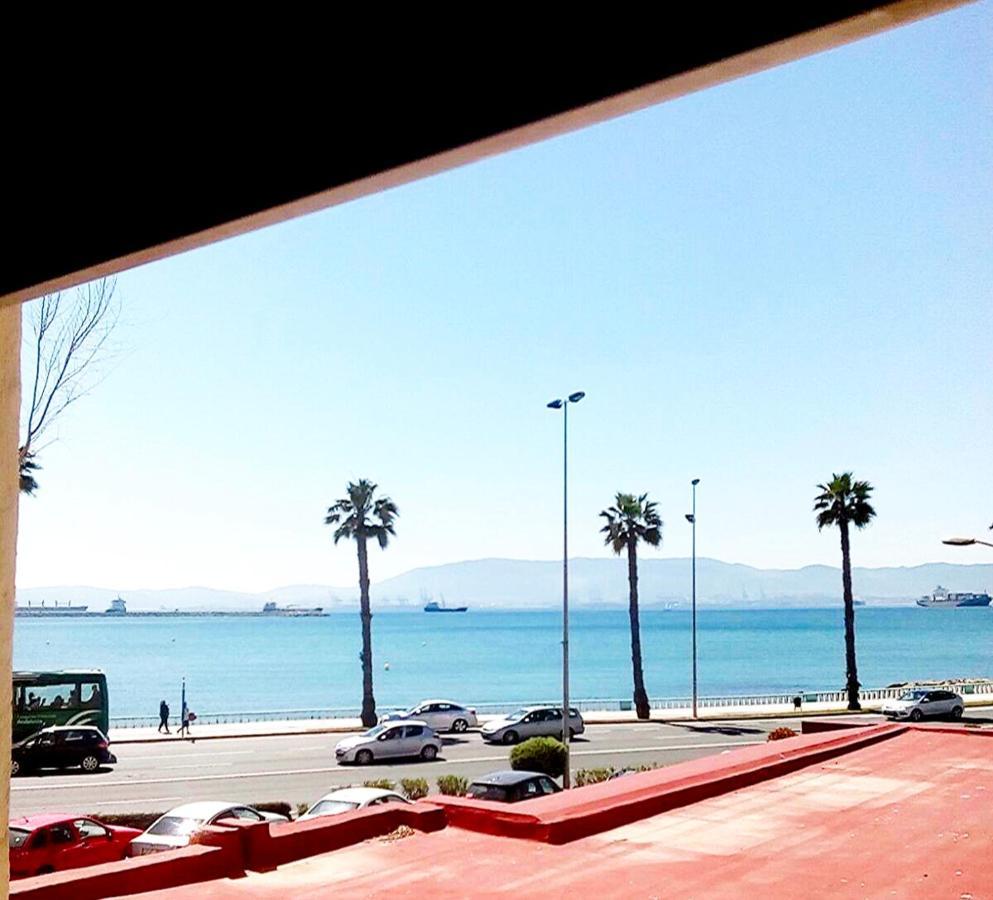 Fantástico apart. en 1°linea playa 5min Gibraltar La Línea de la Concepción Exterior foto